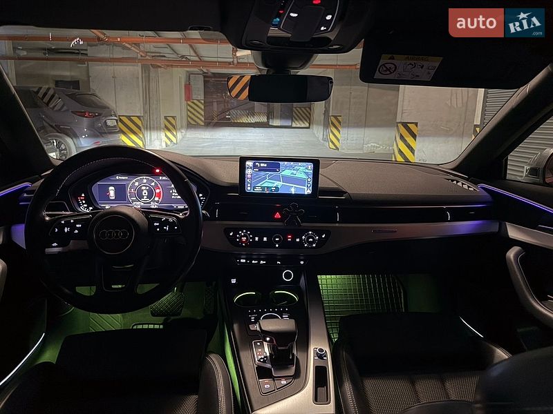 Універсал Audi A4 2017 в Львові