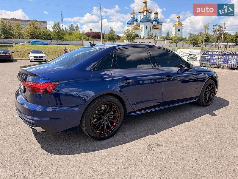 Седан Audi A4 2021 в Кривому Розі