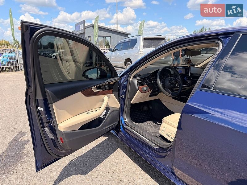 Седан Audi A4 2021 в Кривому Розі