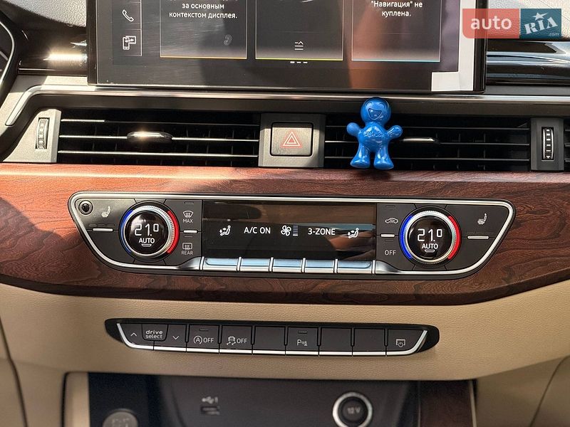 Седан Audi A4 2021 в Кривому Розі