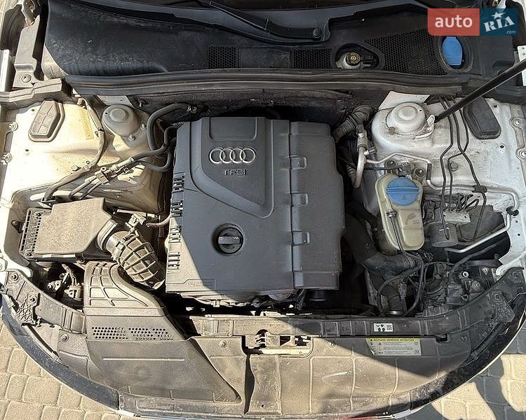 Седан Audi A4 2012 в Гайсину