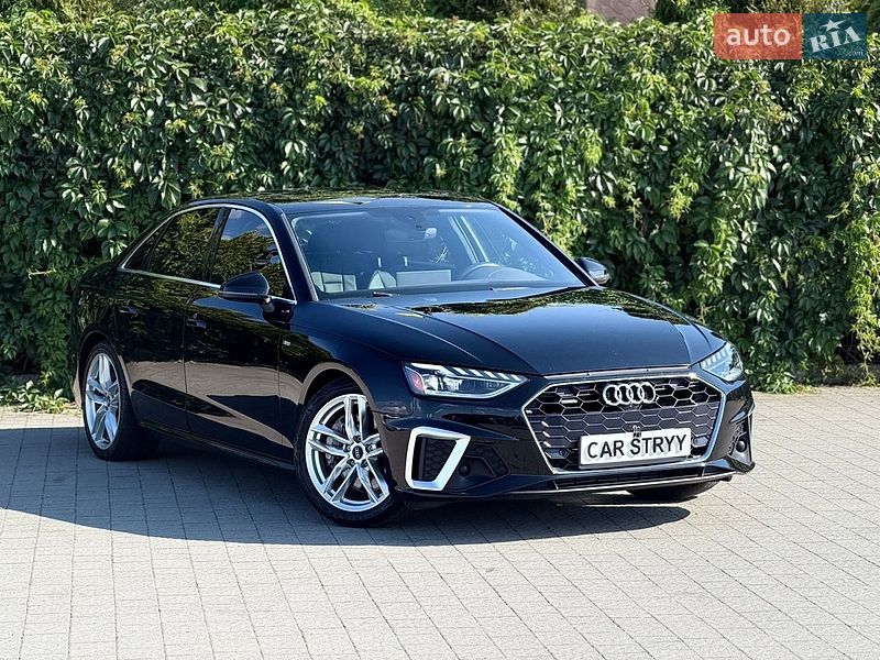 Седан Audi A4 2022 в Стрые