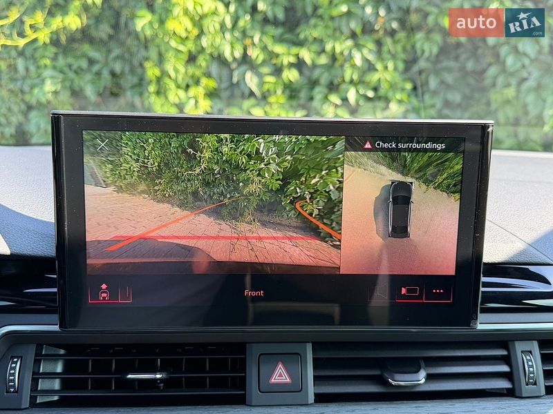 Седан Audi A4 2022 в Стрые