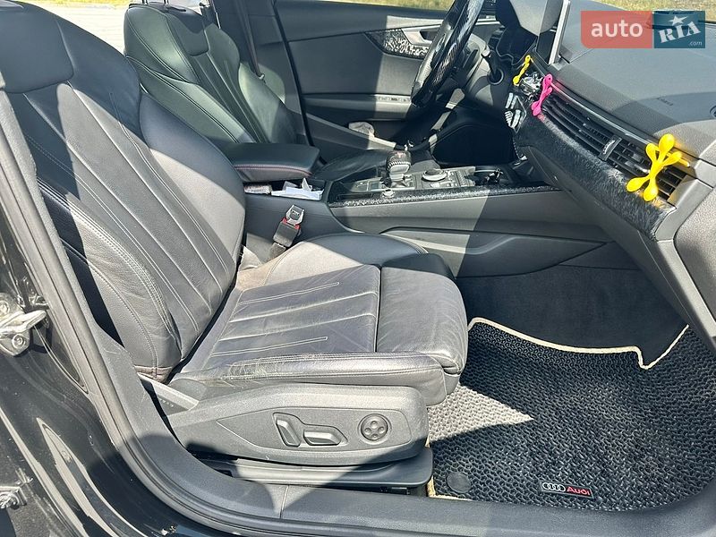 Седан Audi A4 2017 в Полтаві