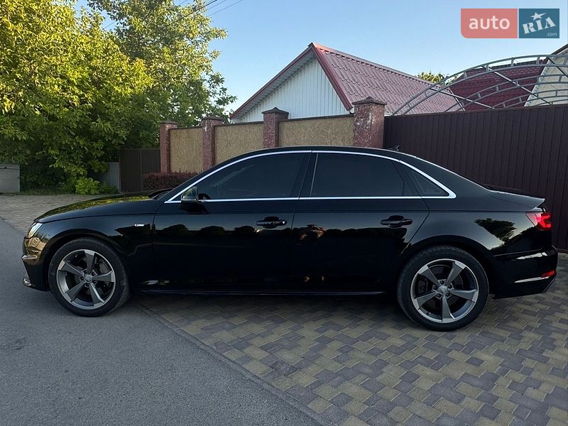Седан Audi A4 2018 в Вінниці