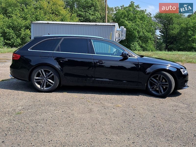 Універсал Audi A4 2013 в Бурштині