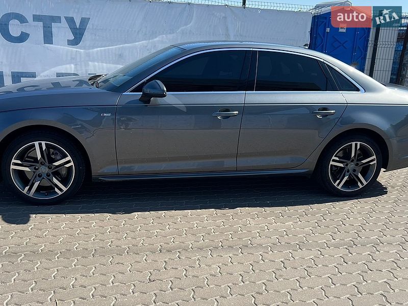 Седан Audi A4 2017 в Попільні