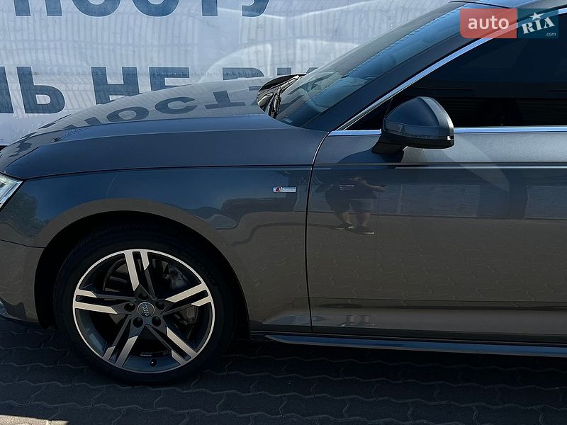 Седан Audi A4 2017 в Попільні