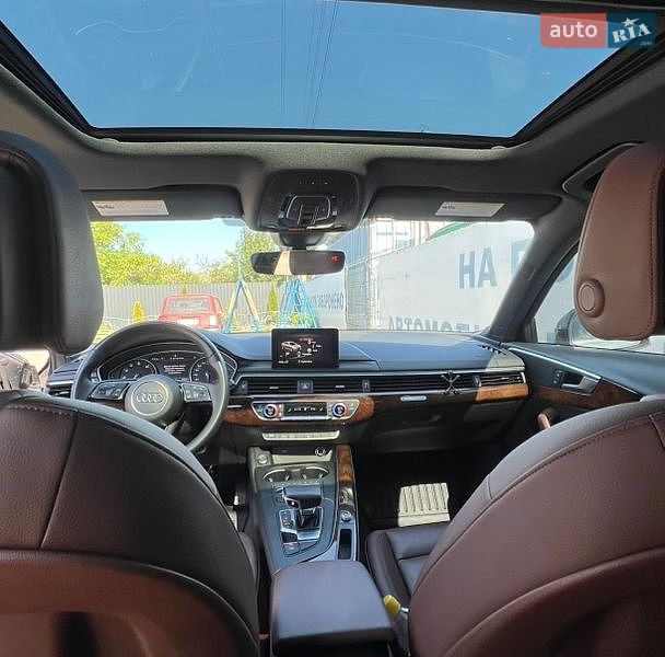 Седан Audi A4 2017 в Попільні