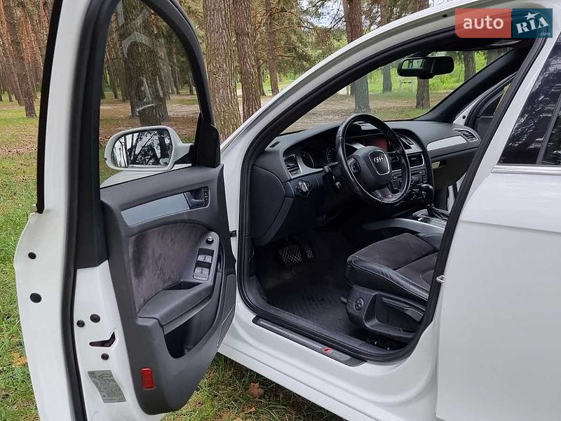 Седан Audi A4 2011 в Сумах
