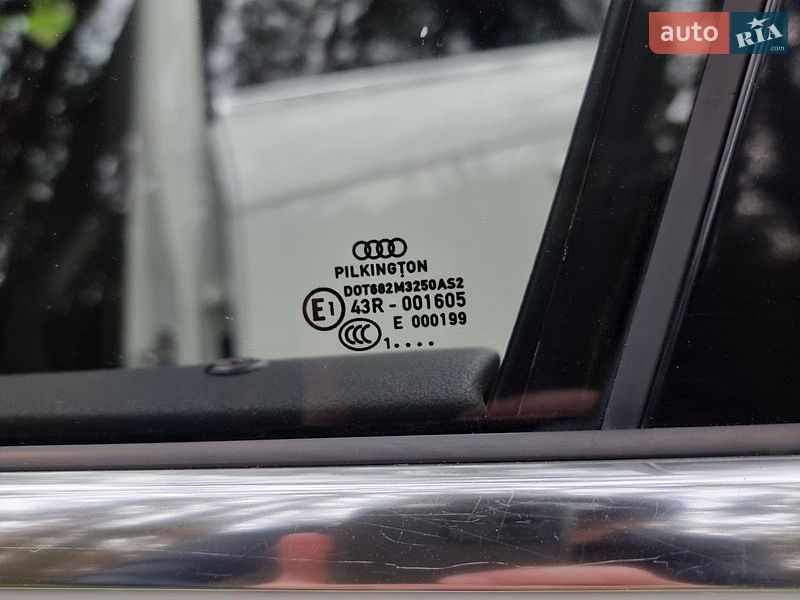 Седан Audi A4 2011 в Сумах