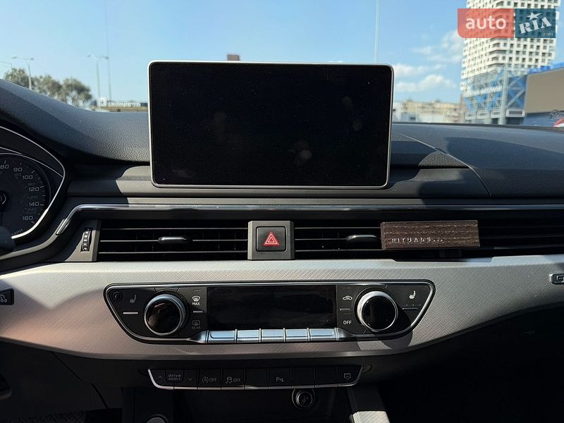Седан Audi A4 2016 в Києві