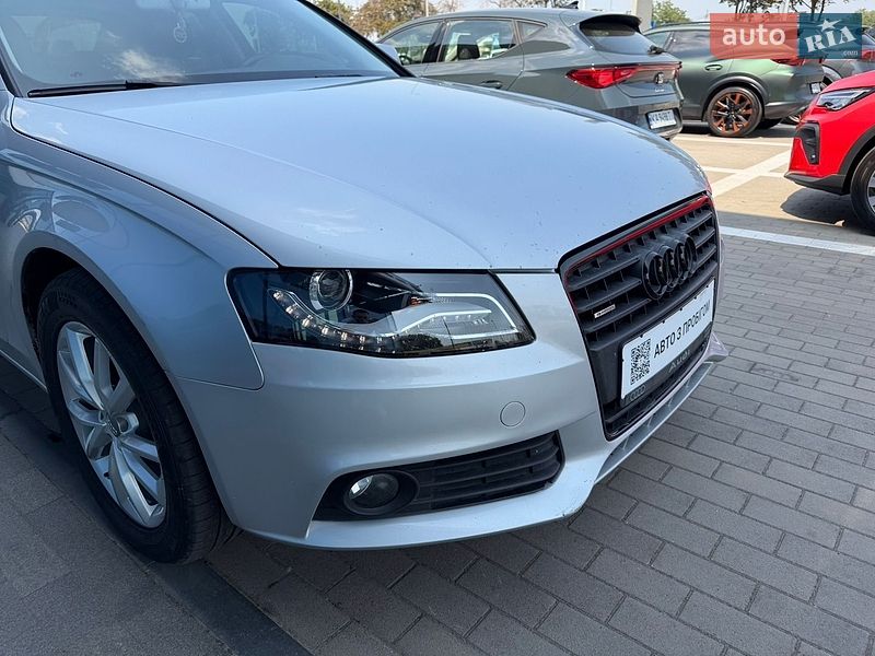 Седан Audi A4 2009 в Киеве