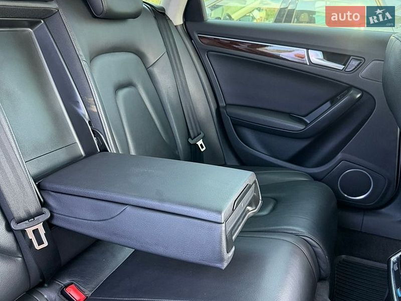 Седан Audi A4 2009 в Киеве