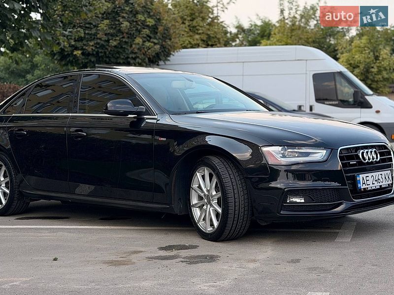 Седан Audi A4 2013 в Києві