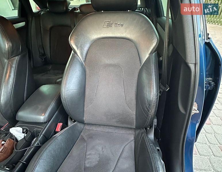 Седан Audi A4 2011 в Львові