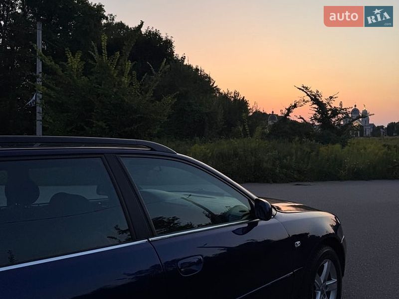 Універсал Audi A4 1998 в Львові