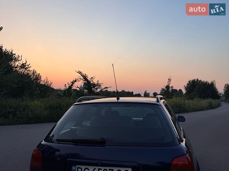 Універсал Audi A4 1998 в Львові