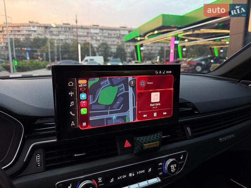 Седан Audi A4 2021 в Києві
