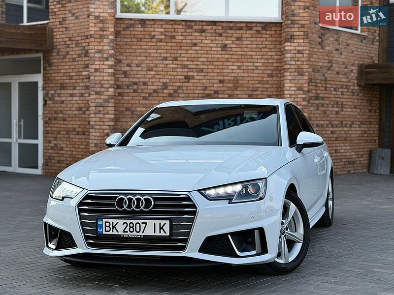 Audi A4 2018