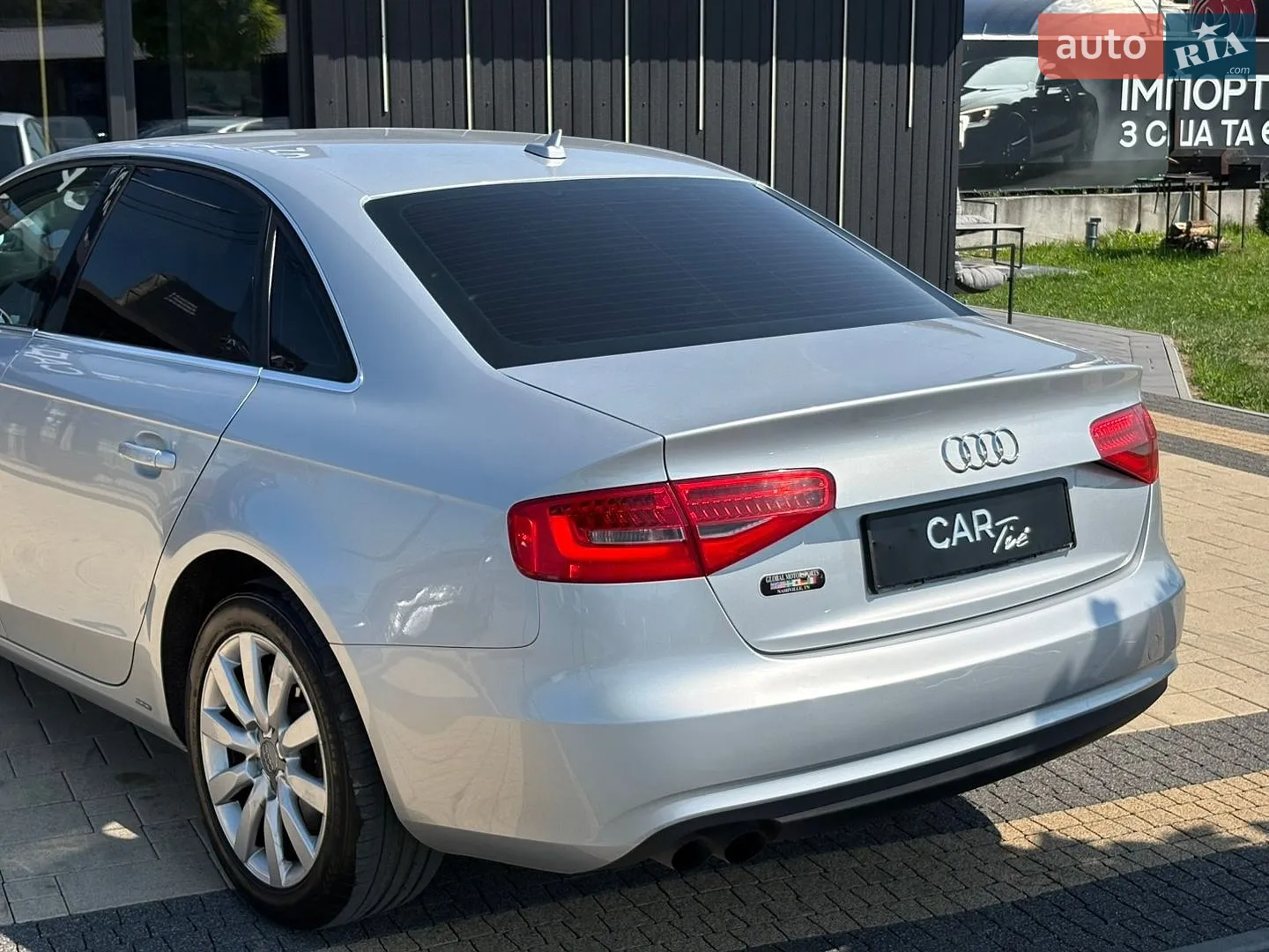 2013 Audi A4 - мініатюра 11
