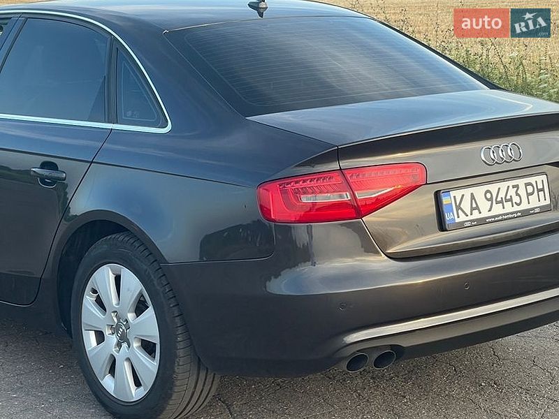 Седан Audi A4 2012 в Вінниці