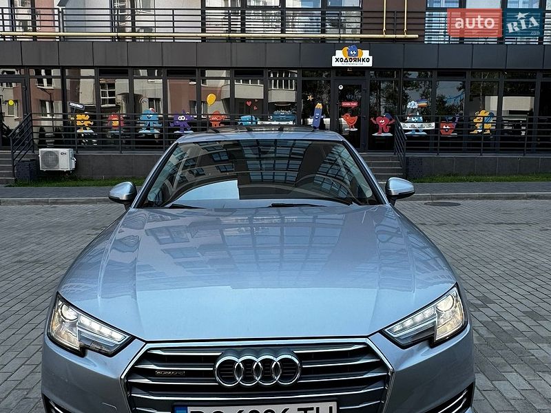 Седан Audi A4 2016 в Львові