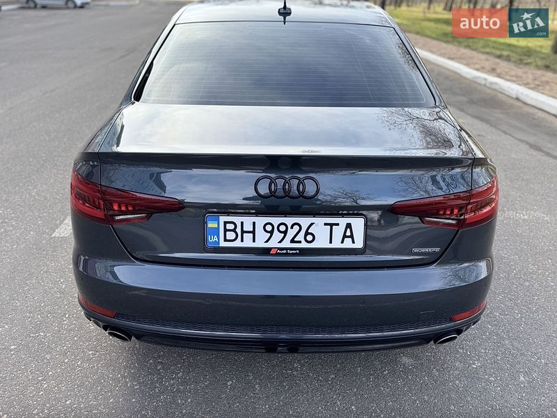 Седан Audi A4 2018 в Львові