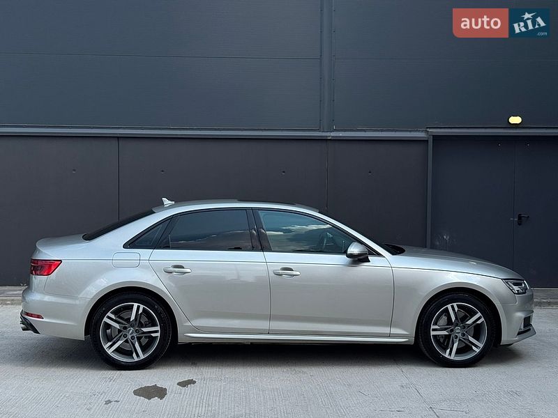 Седан Audi A4 2017 в Киеве