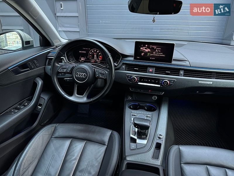 Седан Audi A4 2017 в Киеве