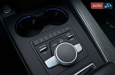 Седан Audi A4 2017 в Киеве