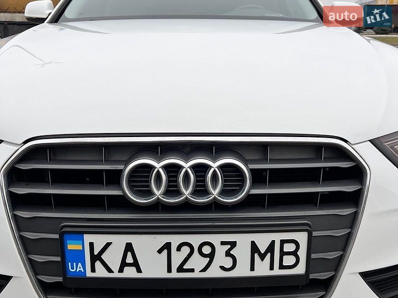Седан Audi A4 2013 в Києві