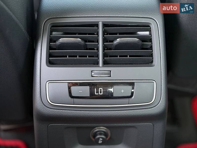 Седан Audi A4 2017 в Киеве фото 19 Седан Audi A4 2017 в Киеве