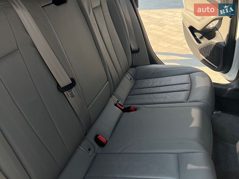Седан Audi A4 2016 в Вараші фото 18 Седан Audi A4 2016 в Вараші