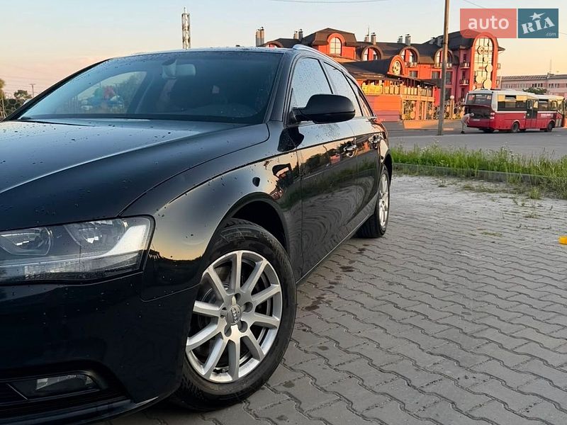 Универсал Audi A4 2015 в Дрогобыче