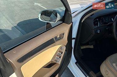 Седан Audi A4 2012 в Львове