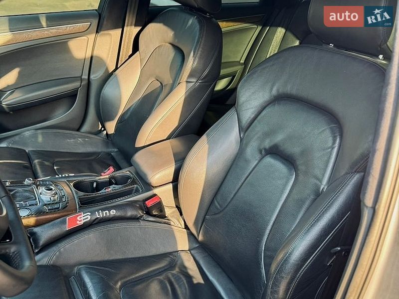 Седан Audi A4 2014 в Одесі