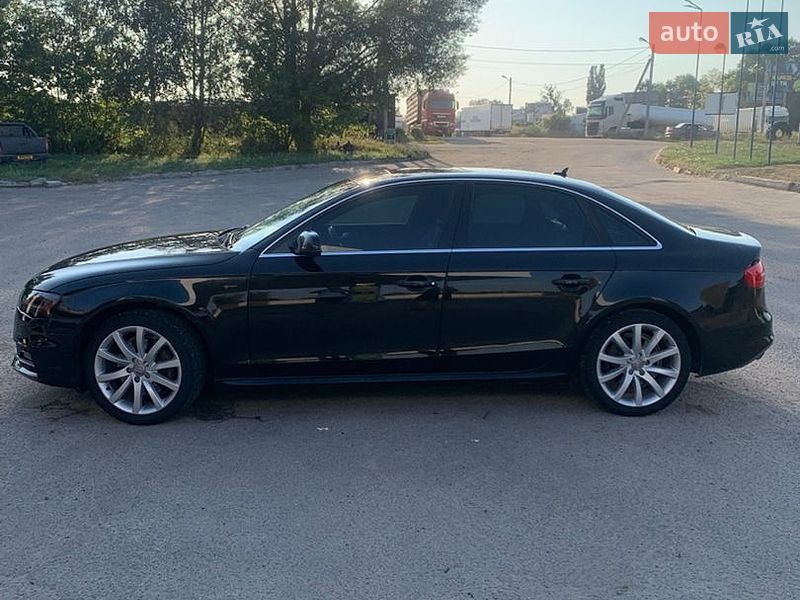 Седан Audi A4 2013 в Харькове