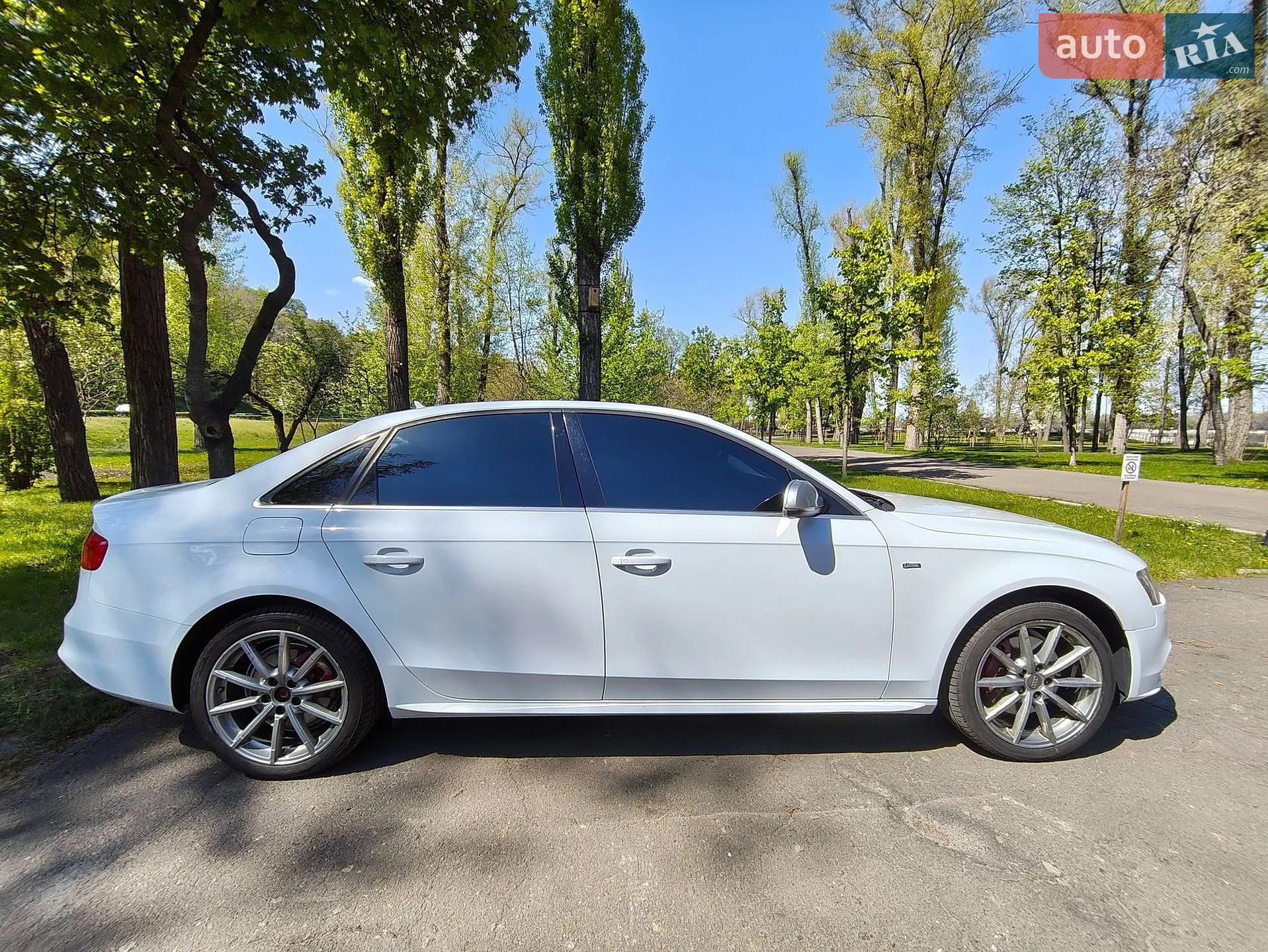 2013 Audi A4 - мініатюра 4