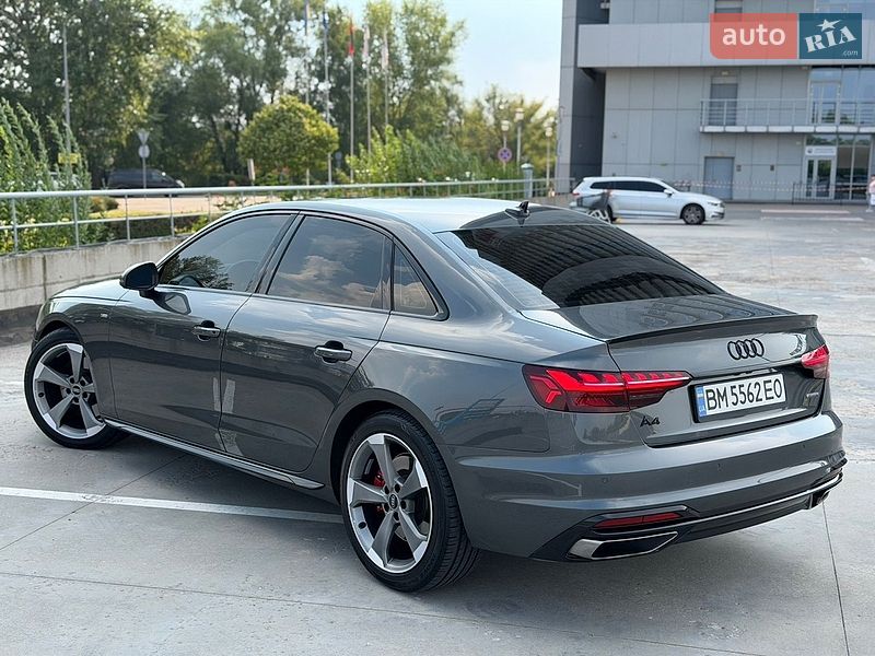 Седан Audi A4 2023 в Києві