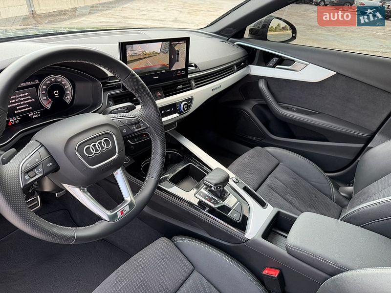 Седан Audi A4 2023 в Києві
