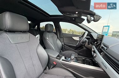 Седан Audi A4 2023 в Києві