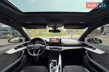 Седан Audi A4 2023 в Києві