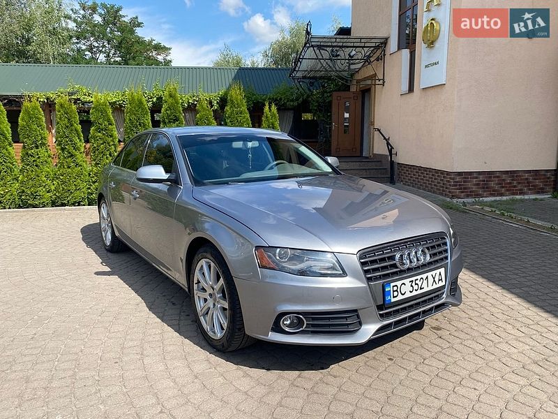 Audi A4, фото из объявления