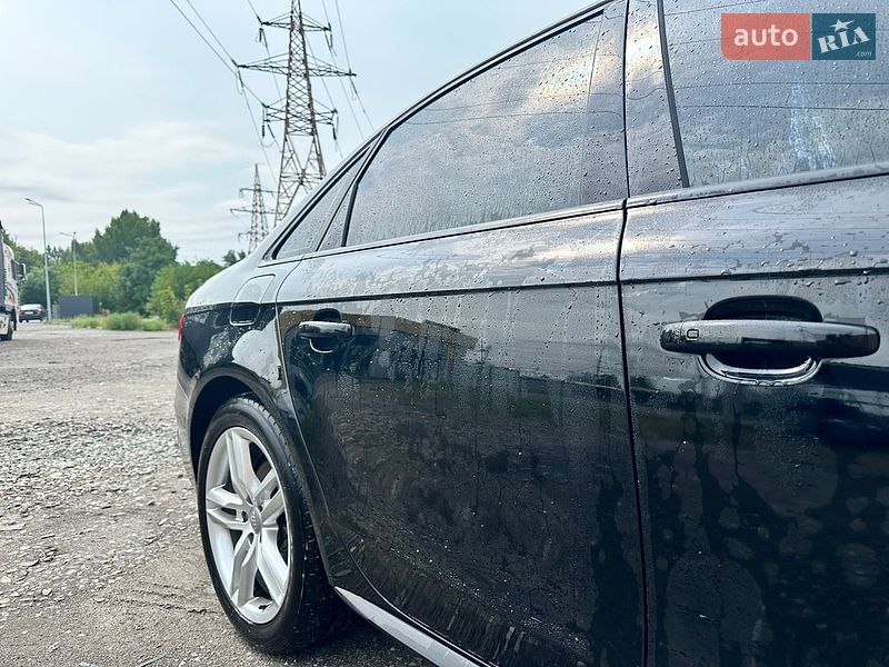 Седан Audi A4 2015 в Києві