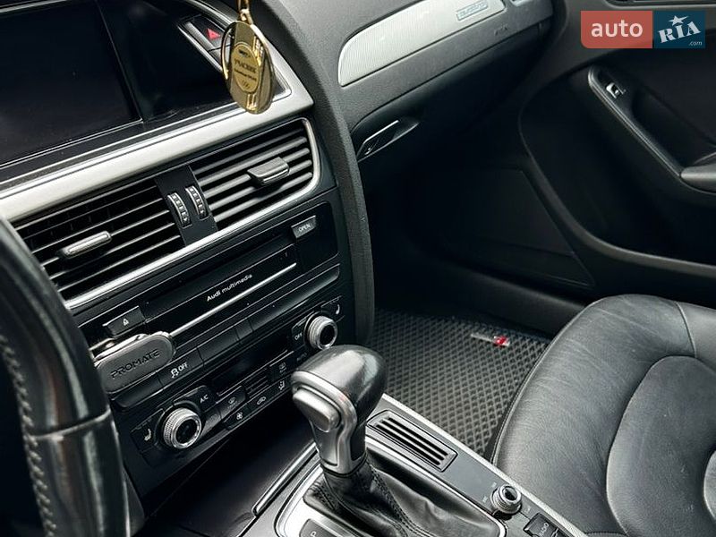 Седан Audi A4 2015 в Києві