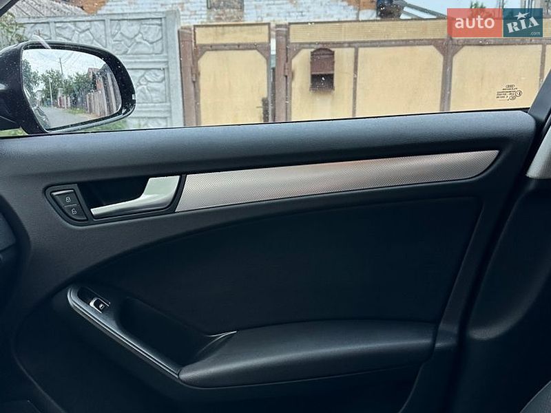 Седан Audi A4 2015 в Києві