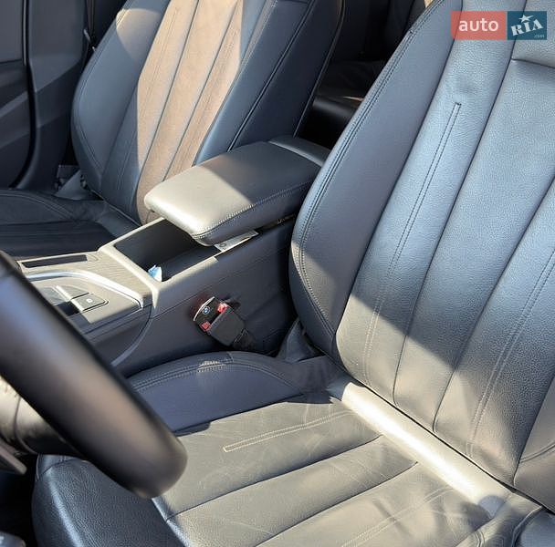Седан Audi A4 2017 в Одесі