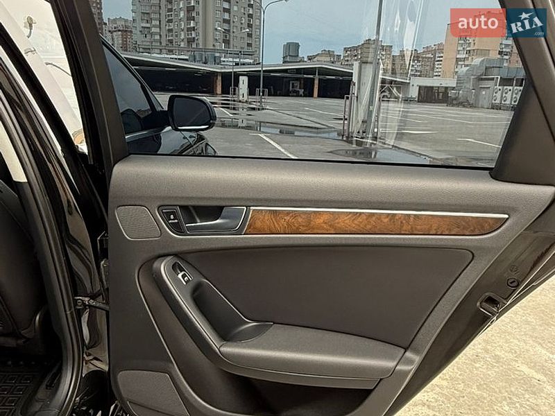 Седан Audi A4 2016 в Києві