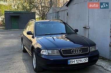 Универсал Audi A4 1996 в Киеве
